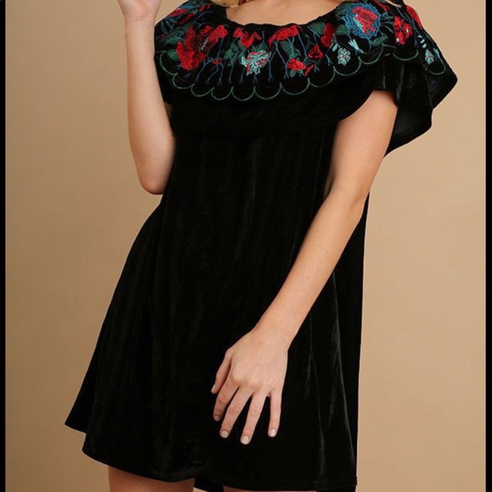 ISO BLACK UMGEE DRESS
